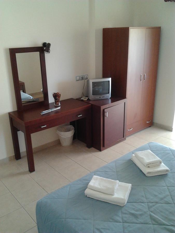 Ionion Star Hotel Tholon Exterior foto