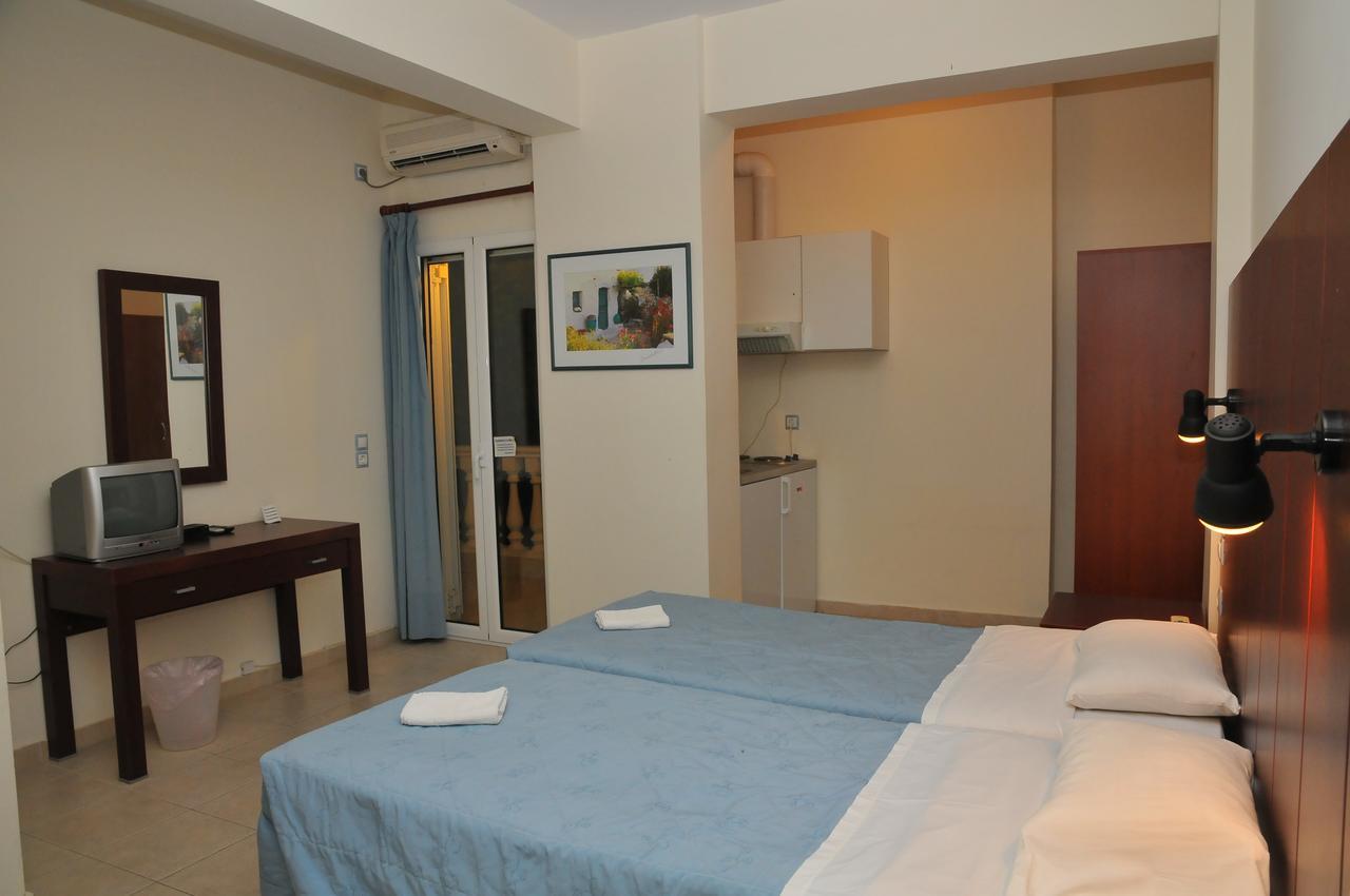 Ionion Star Hotel Tholon Exterior foto